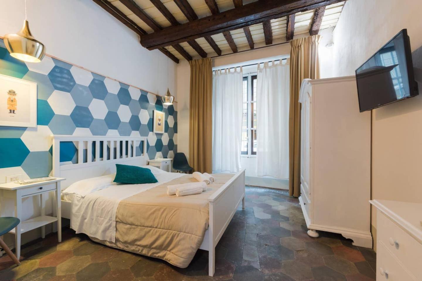 F4 - Santa Croce One Bedroom Flat 2 To 4 Guests Флоренція Екстер'єр фото